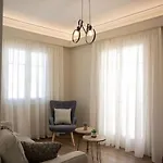 Erato 2 Cosy By Homesh Апартаменты