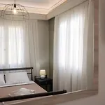 Erato 2 Cosy By Homesh Апартаменты *