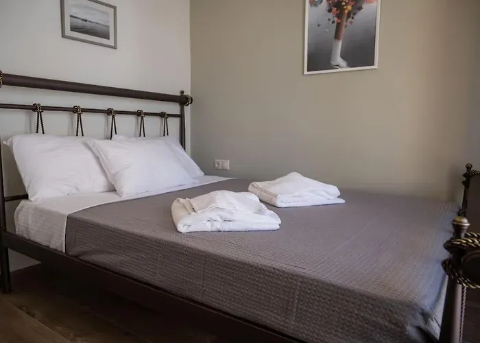 Erato 2 Cosy By Homesh Lägenhet