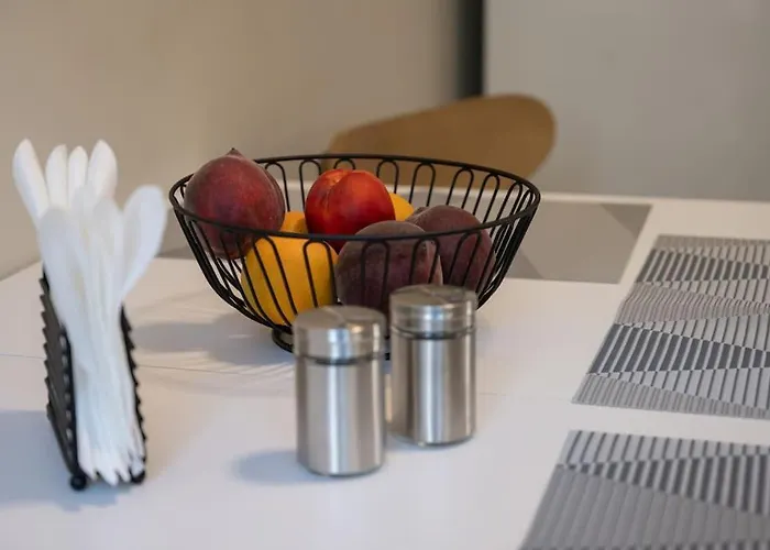 Erato 2 Cosy By Homesh *