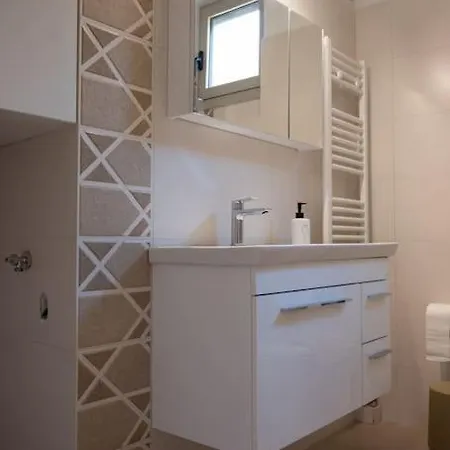 Lägenhet Erato 2 Cosy By Homesh *