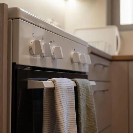 Erato 2 Cosy By Homesh