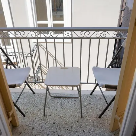 Erato 2 Cosy By Homesh