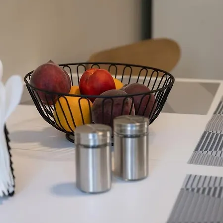 Erato 2 Cosy By Homesh *