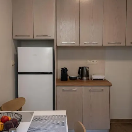 Erato 2 Cosy By Homesh *