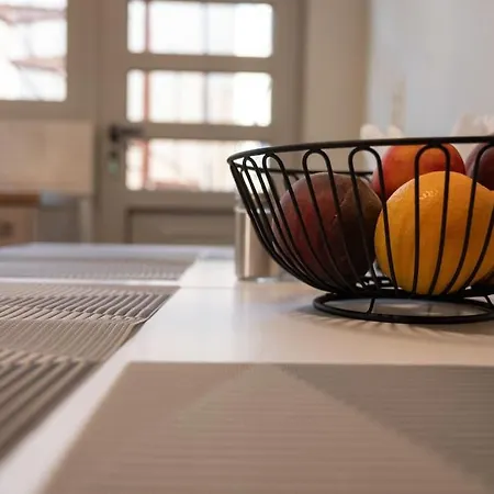 Erato 2 Cosy By Homesh