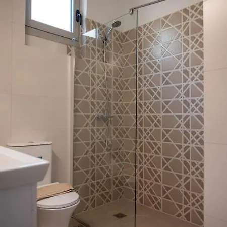 Erato 2 Cosy By Homesh 纳夫普利翁