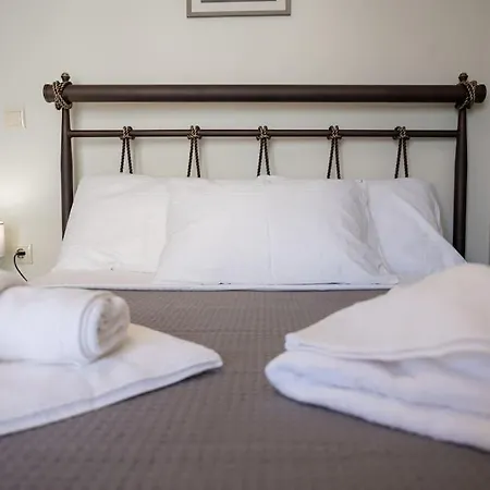 Erato 2 Cosy By Homesh *