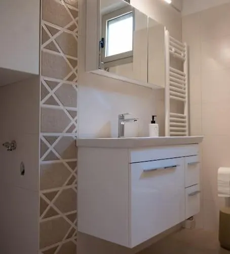 Апартаменты Erato 2 Cosy By Homesh *