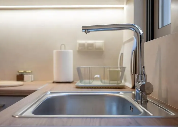 Erato 2 Cosy By Homesh *